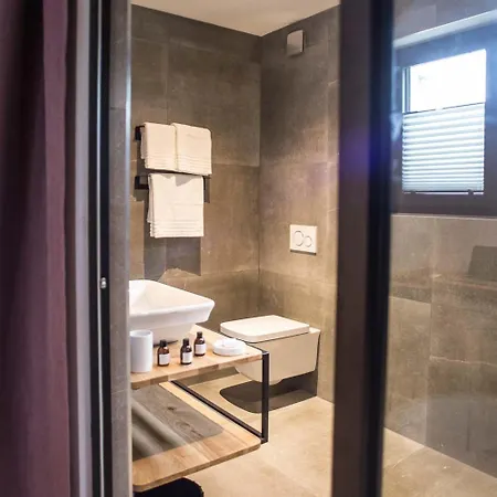 Vault Hotel