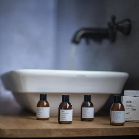 Hotel Vault 4*
